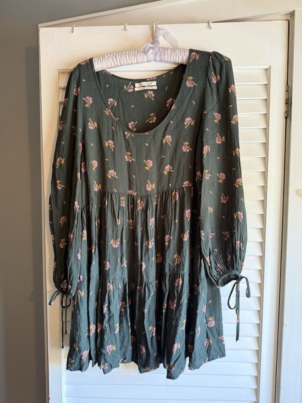 Urban Outfitters Mindy floral tiered babydoll mini dress M Cottagecore Boho